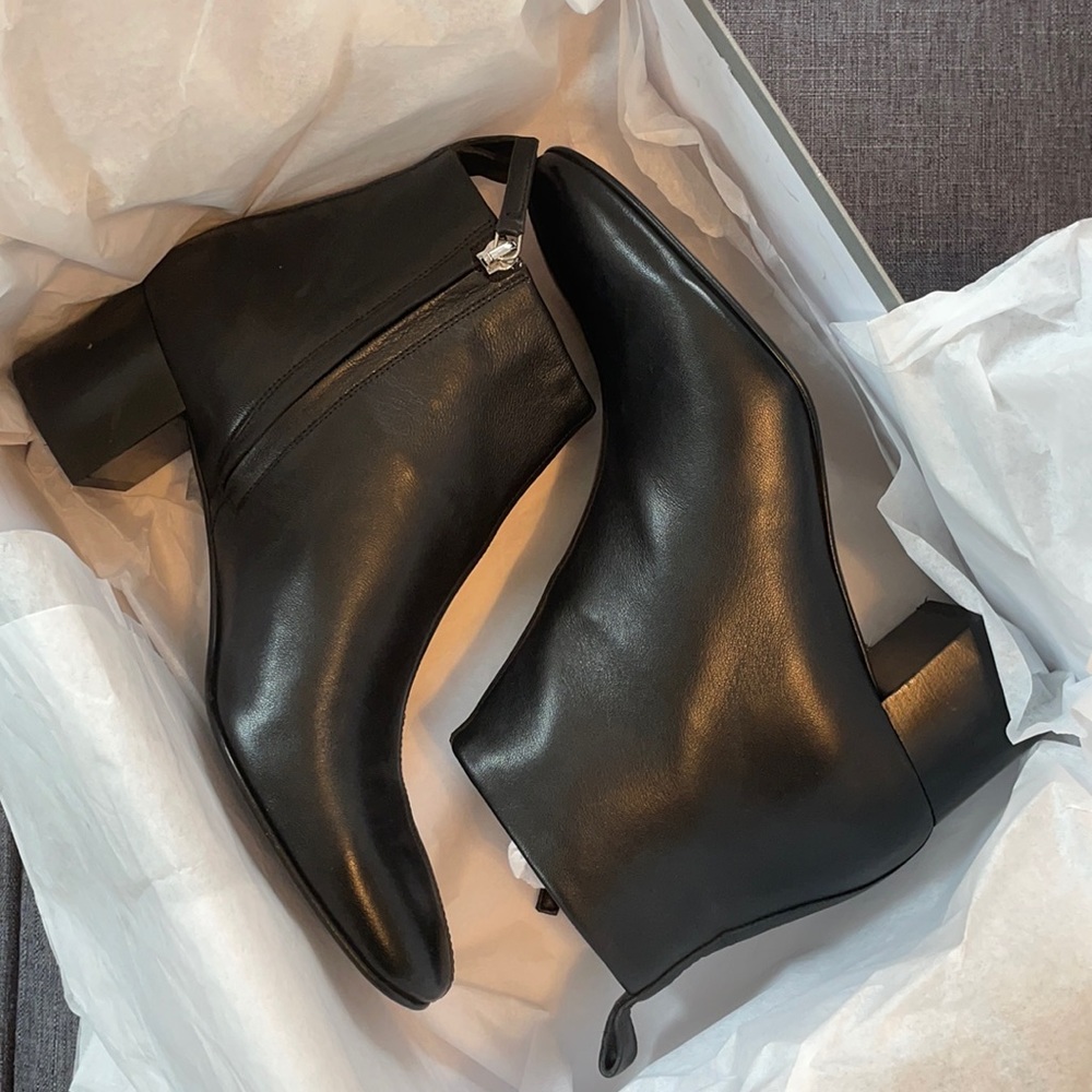NIB Everlane Black Leather Day Boot